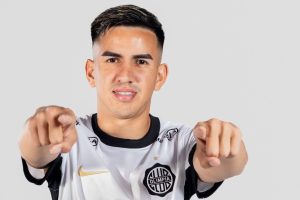 Romeo Benítez: salario y coste del traspaso