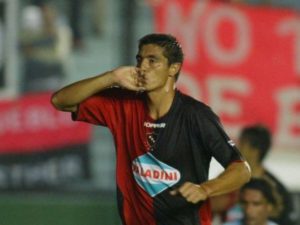 Óscar Cardozo: salario y costes de fichaje