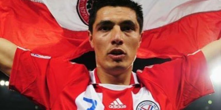 Óscar Cardozo: salario y costes de fichaje